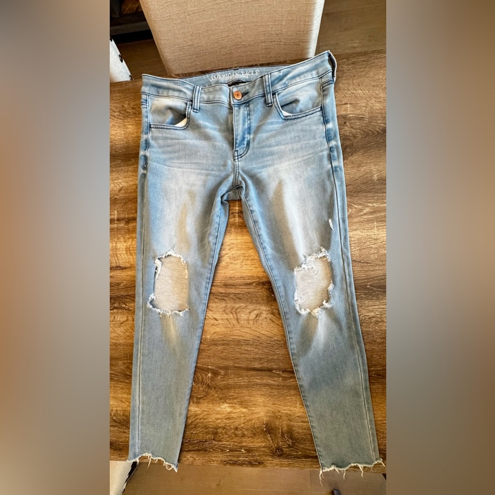American Eagle Super Low-Rise Destructed Jeggings -14R-In Like New Condition